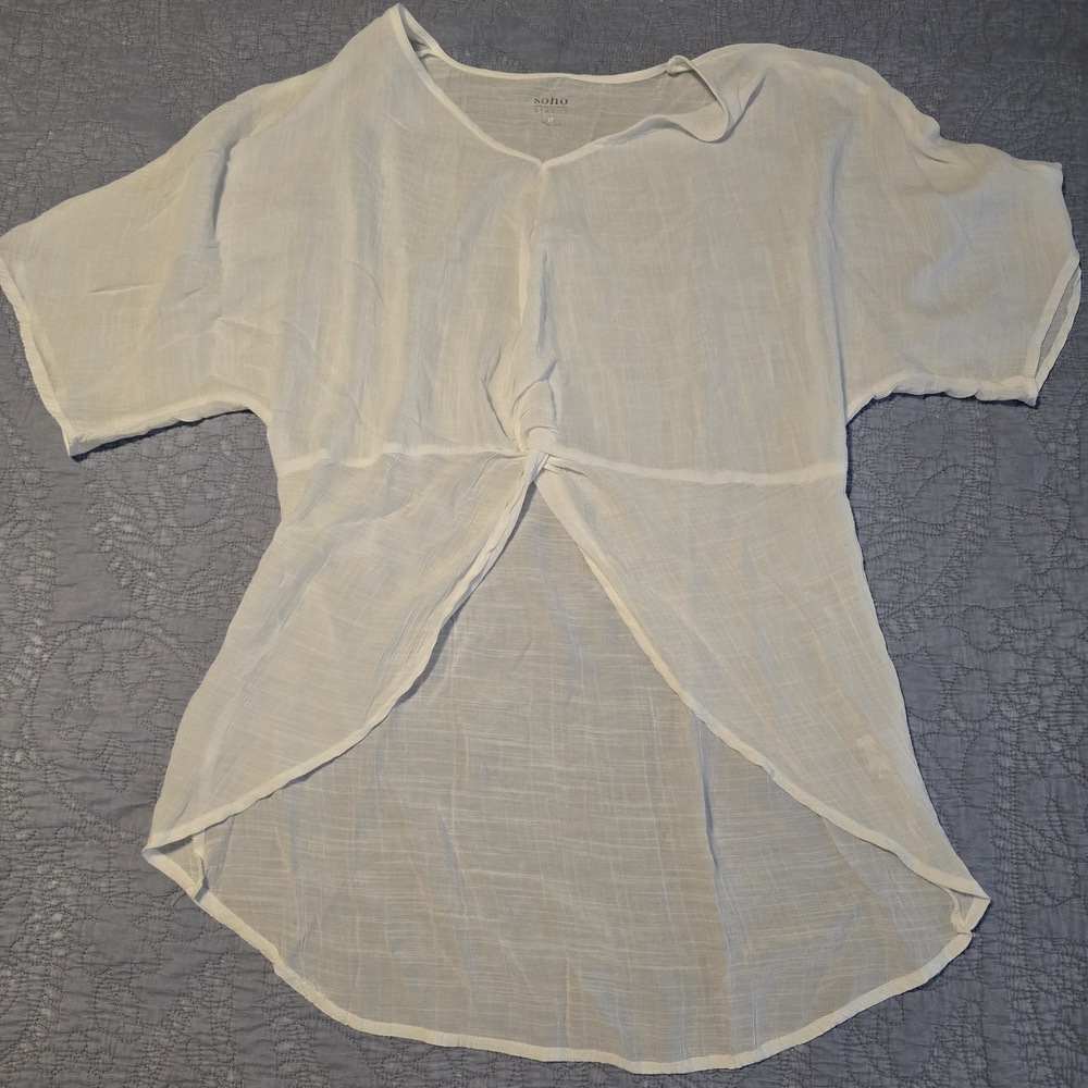 New York & Company White Short Sleeve Twist Top